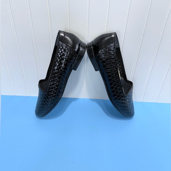 Women Black Trotters Liz Loafers size 11M - Picture 8 of 17